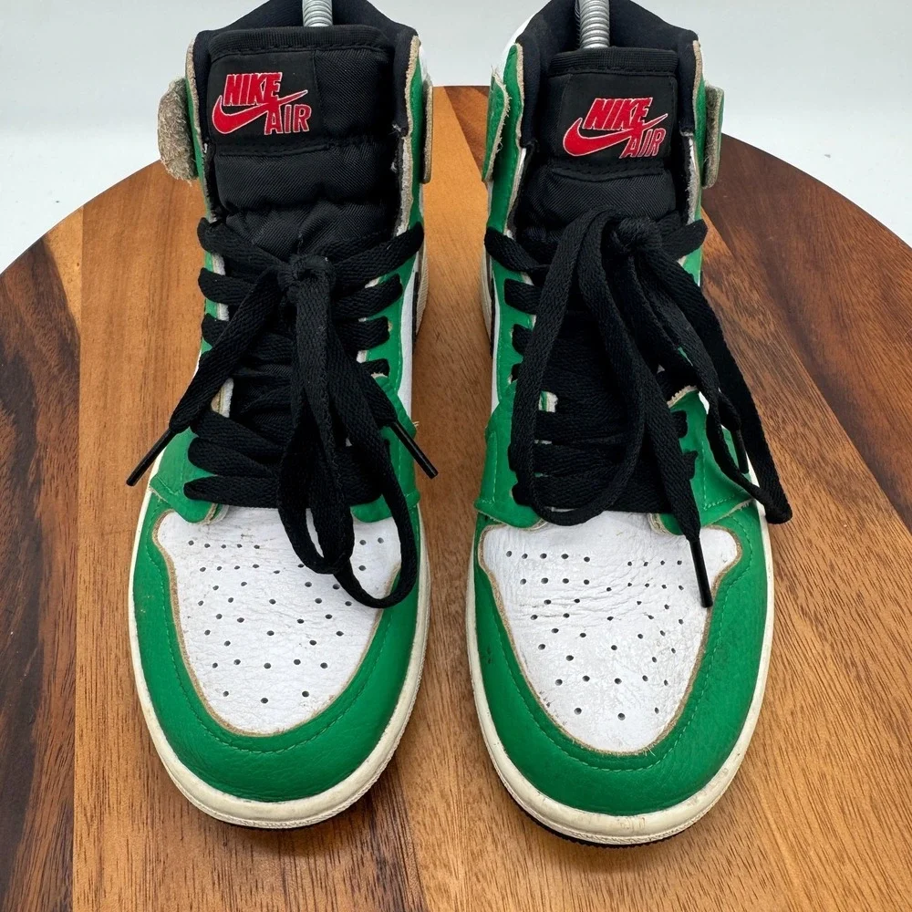 Nike Air Jordan 1 High Lucky Green Womens 7 Basketball Athletic Sneakers‎
